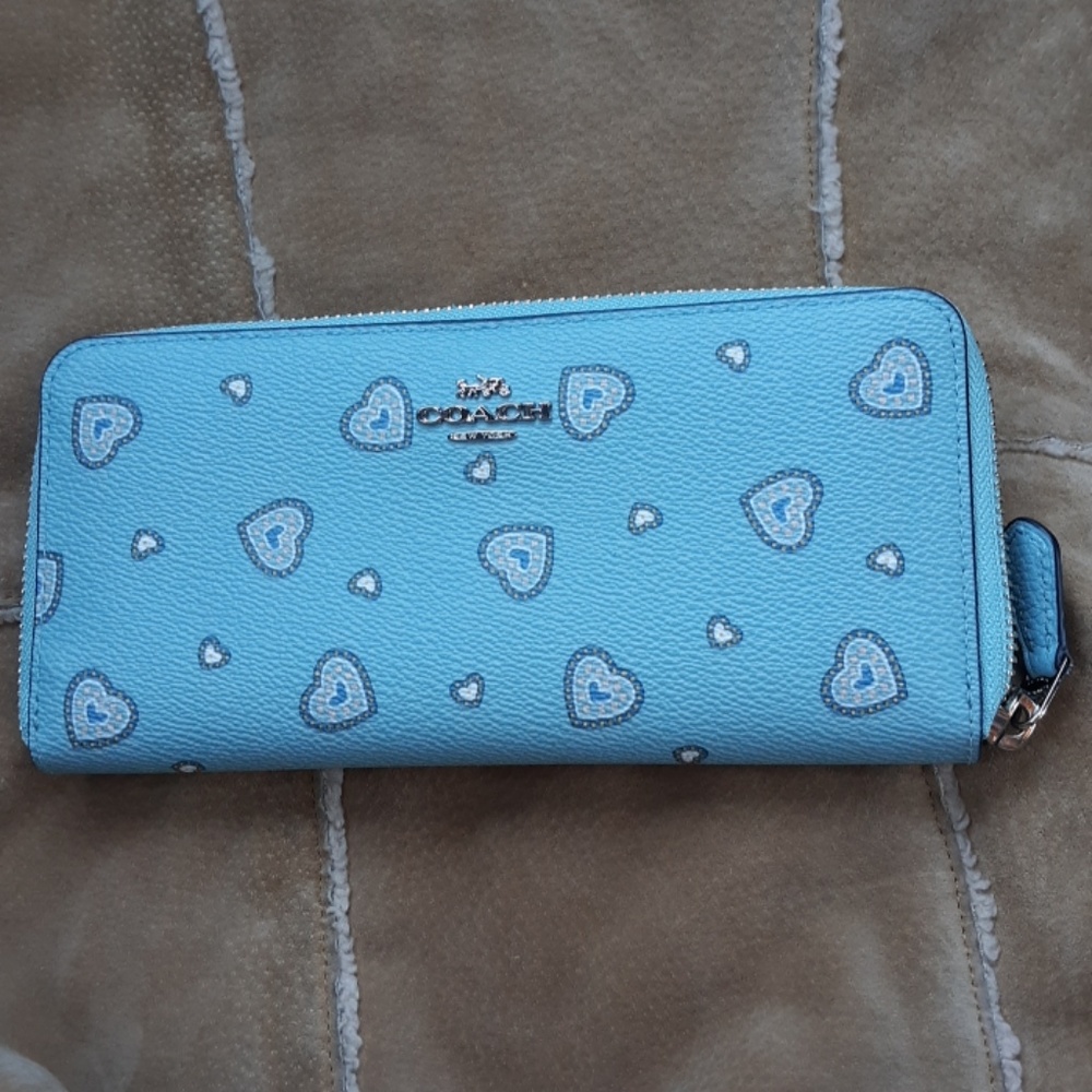 NWT Coach turq Western hearts accordian wallet